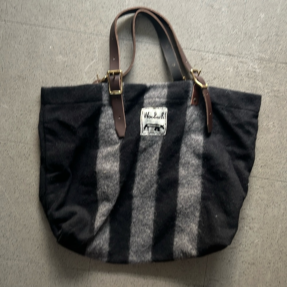 Woolrich tote bag with leather straps